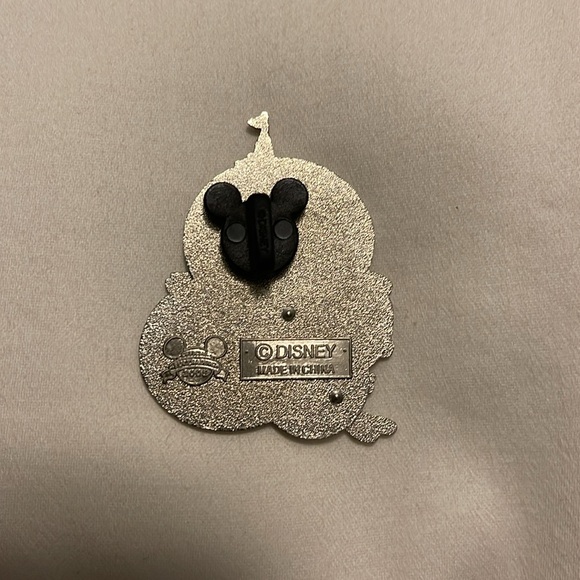 Lot of 3 Disney 50th Anniversary Collector’s Pins - Picture 7 of 7